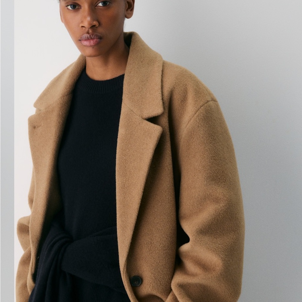 The Only Coat (re) camel wool